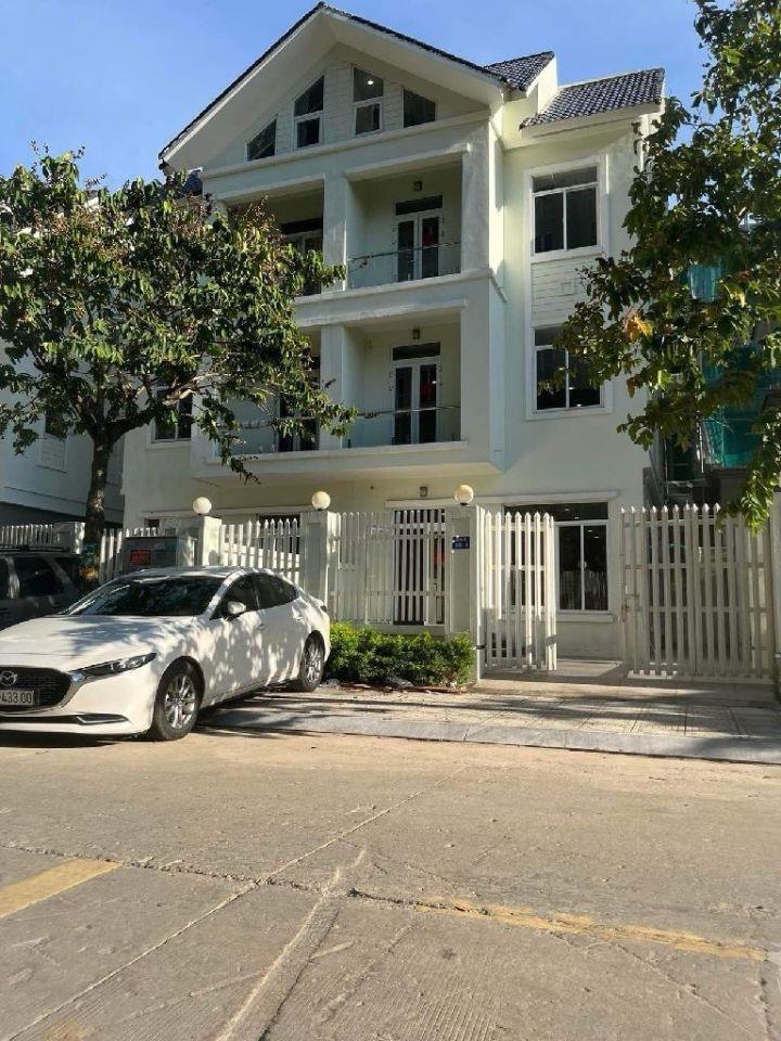 Bán nhanh BTSL 156m2 khu A Geleximco, view chung cư 3 bước ra Lê Trọng Tấn, giá 33 tỷ