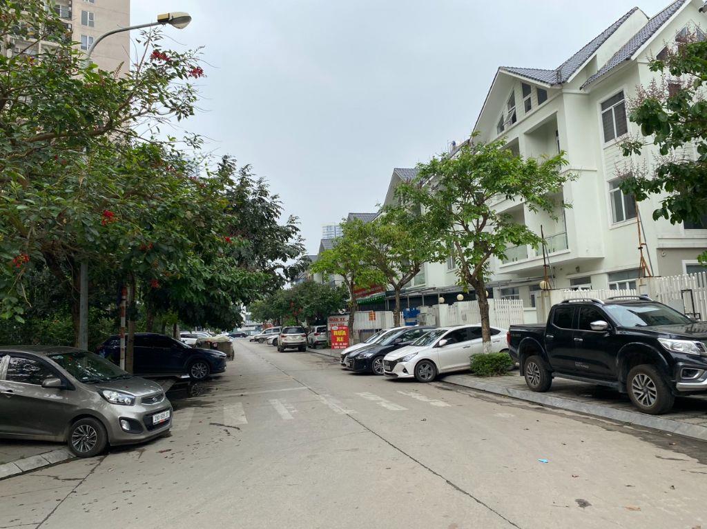 Bán nhanh BTSL 156m2 khu A Geleximco, view chung cư 3 bước ra Lê Trọng Tấn, giá 33 tỷ