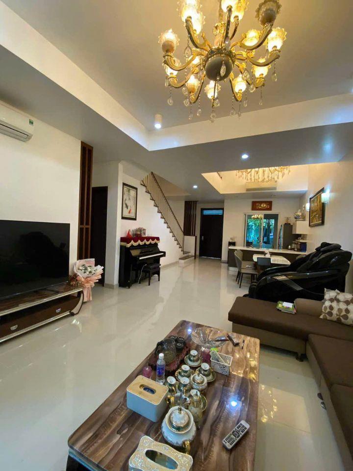 Bán liền kề 120m2 Nadyne Garden - Park City, 3 tầng, khi vip giá nhỉnh 31.5 tỷ