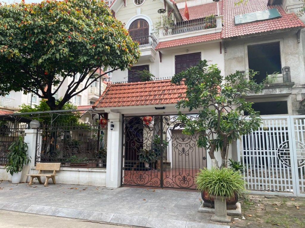 Duy nhất! Bán biệt thự 240m2 khu A Geleximco, sát Vinsmart , giá 41.9 tỷ