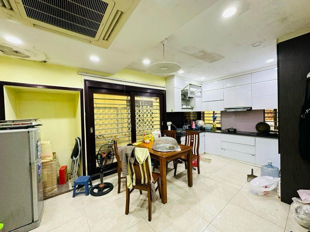 Bán gấp biệt thự KĐT Mỹ Đình 2, DT 183m2, 4 tầng khu VIP, giá chỉ 42.8 tỷ