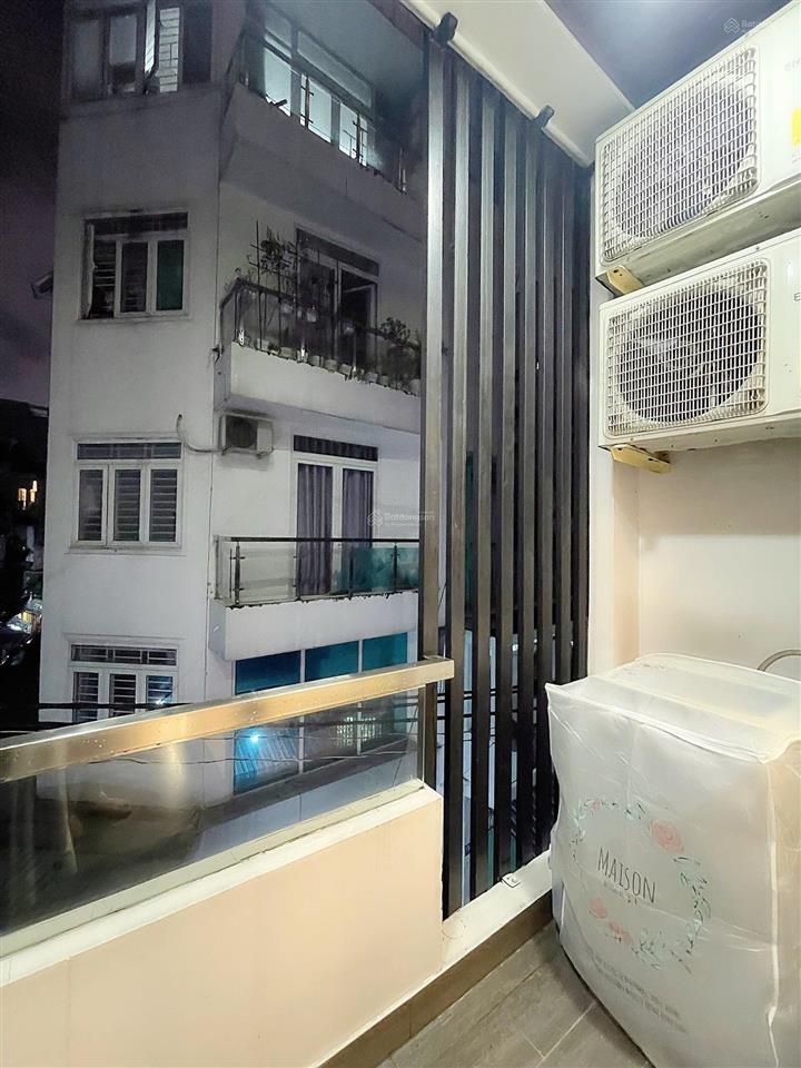 Căn hộ 1pn ban công  ngay hà đô  ngay tòa nhà viettel  vòng xoay dân chủ  có máy giặt riêng