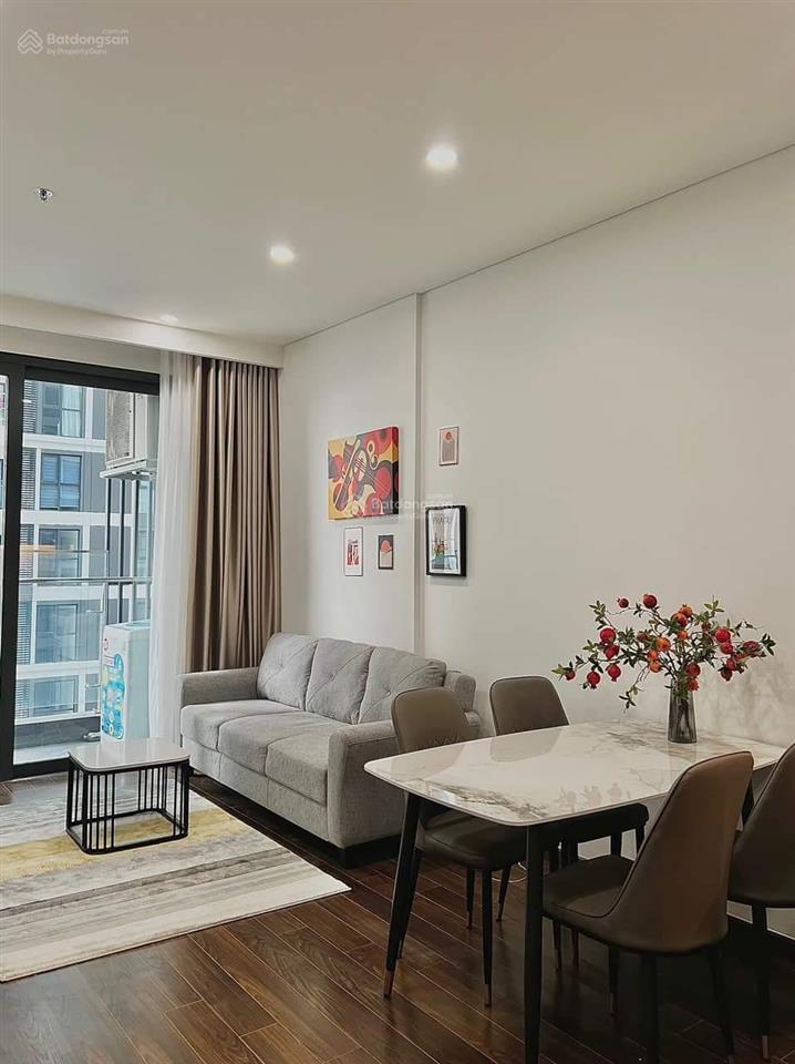 Bán nhanh căn 1pn+1, dt 42m2 khu cao cấp masteri  giá 3,370 tỷ bao phí  2 hầm xe  full nội thất