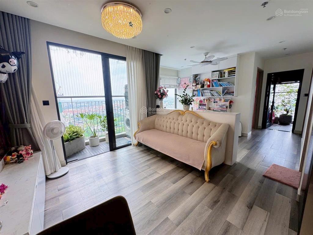 Căn góc 2pn+1, dt 64m2 vin smart city giá 4,280 tỷ bao phí  thiết kế được 3pn  nthất đẹp đã có sổ