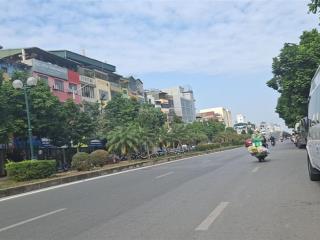 Bán đất bồ đề, long biên,ôt vào đấtthông hồng tiếnkinh doanh đi đâu cũng tiện vít ga sang phố.