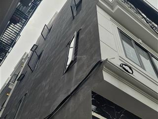 Chinh chu bán nhà 5 tầng lô góc việt hưng lb vị trí hiếm nhà bán dt 35m2 nở hậu 4.x tỷ