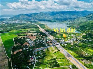 1622m2 ngang 22m có sẵn 300m thổ cư, đường quy hoạch 42m thông qua kcn suối tân, cam lâm