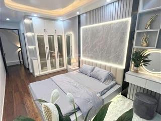 Bán nhà khâm thiên , 4 tầng, 32m2, 10m ra ô tô tránh giá nhỉnh 5 tỷ.