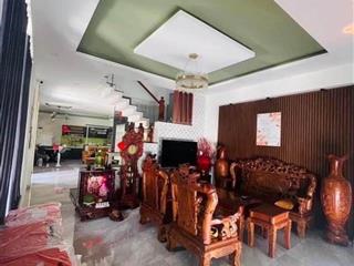 Biệt thự lô góc 80m2 có thang máy khu vip tên lửa  ngang 5m  vị trí cực đẹp  giá 6tỷ150tr