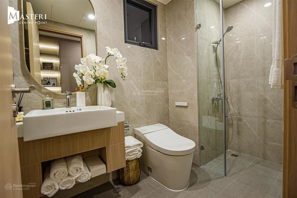 Bán nhanh 3pn  mcp nội thất cơ bản  cạnh vincom tầng trung tháp d chỉ 7,93 tỷ có nội thất, all in