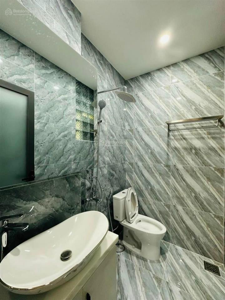 Biệt thự cityland center hills, trần thị nghỉ, phường 7, dt 5x20m 4 lầu, 5pn, 5wc 33 triệu/th