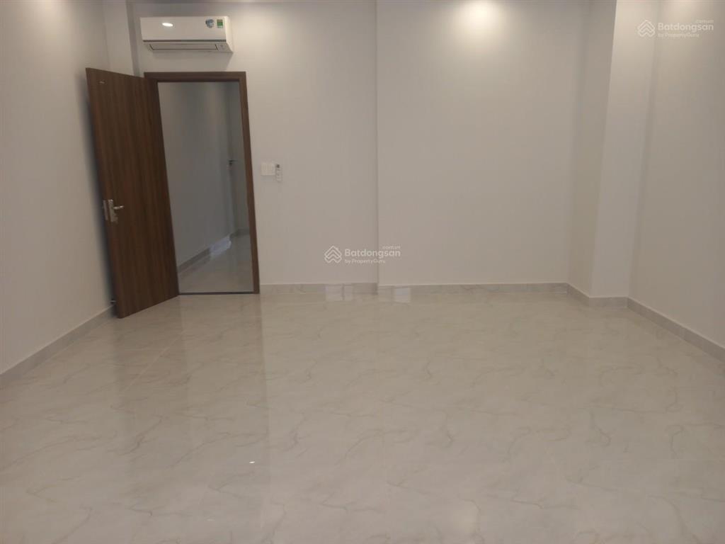 Biệt thự cityland center hills, trần thị nghỉ, phường 7, dt 5x20m 4 lầu, 5pn, 5wc 33 triệu/th