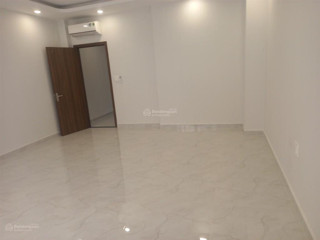 Biệt thự cityland center hills, trần thị nghỉ, phường 7, dt 5x20m 4 lầu, 5pn, 5wc 33 triệu/th