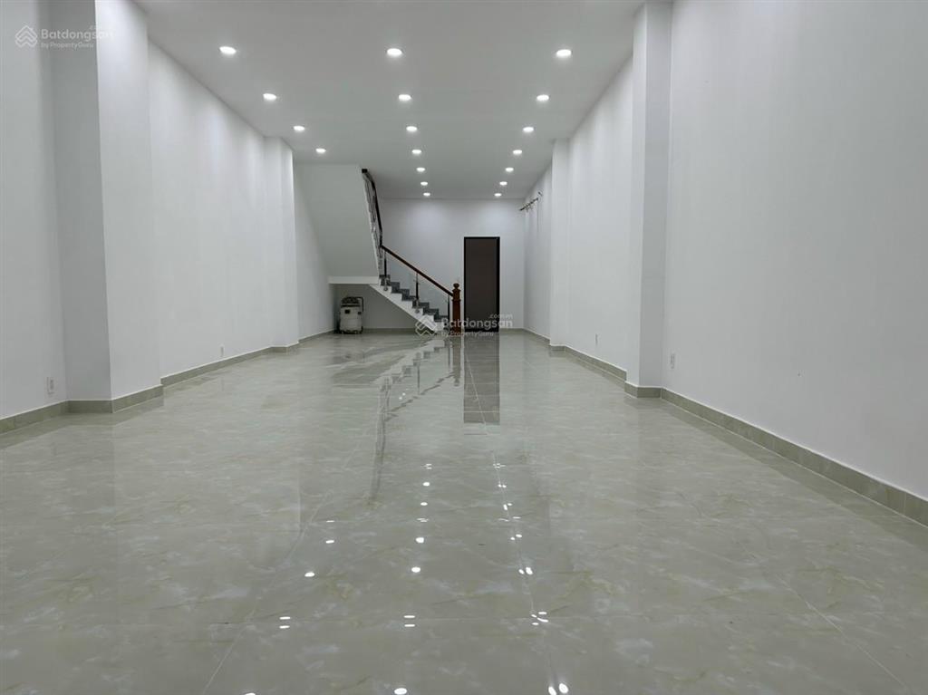 Biệt thự cityland center hills, trần thị nghỉ, phường 7, dt 5x20m 4 lầu, 5pn, 5wc 33 triệu/th