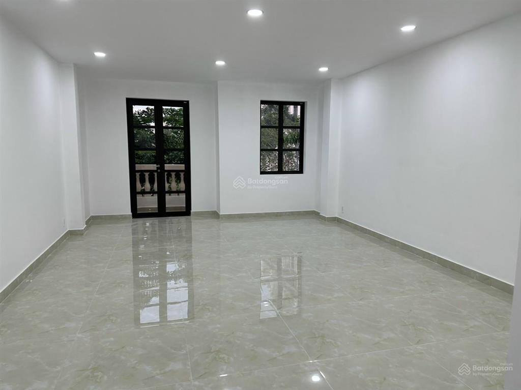 Biệt thự cityland center hills, trần thị nghỉ, phường 7, dt 5x20m 4 lầu, 5pn, 5wc 33 triệu/th