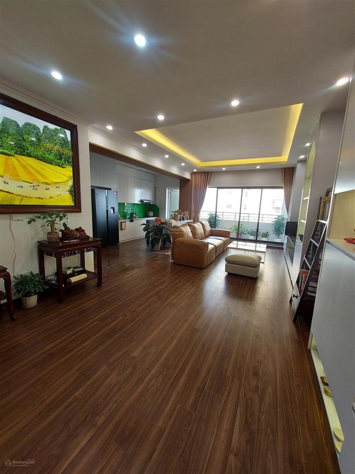 Chính chủ báo đúng giá căn 3pn 109m2 bc nam cc an sinh kđt mỹ đình 1 giá 5.5 tỷ. 0981 045 ***