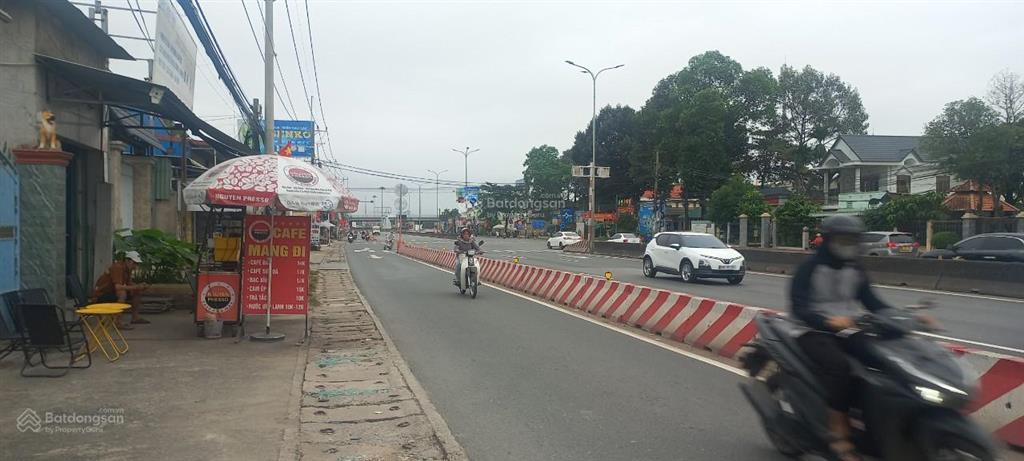 Cho thuê 584m2 sau lưng ubnd xã long an cho chuyên gia hoặc cty làm kho bãi