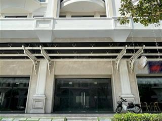 Chủ cần tiền bán nhanh shophouse vạn phúc thủ đức, đường đinh thị thi 6 tầng, 7x20m, 38 tỷ