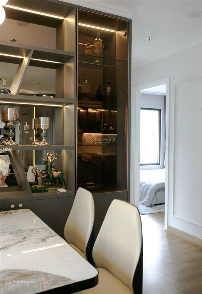 Căn (2pn) cho thuê tại imperia, view hồ cực đẹp, gần nhà gửi xe và công viên
