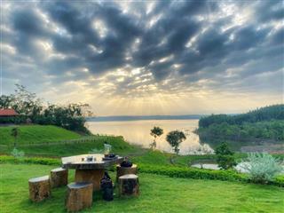 Cần bán gấp hơn 3ha resort view hồ đẹp nhất lâm san
