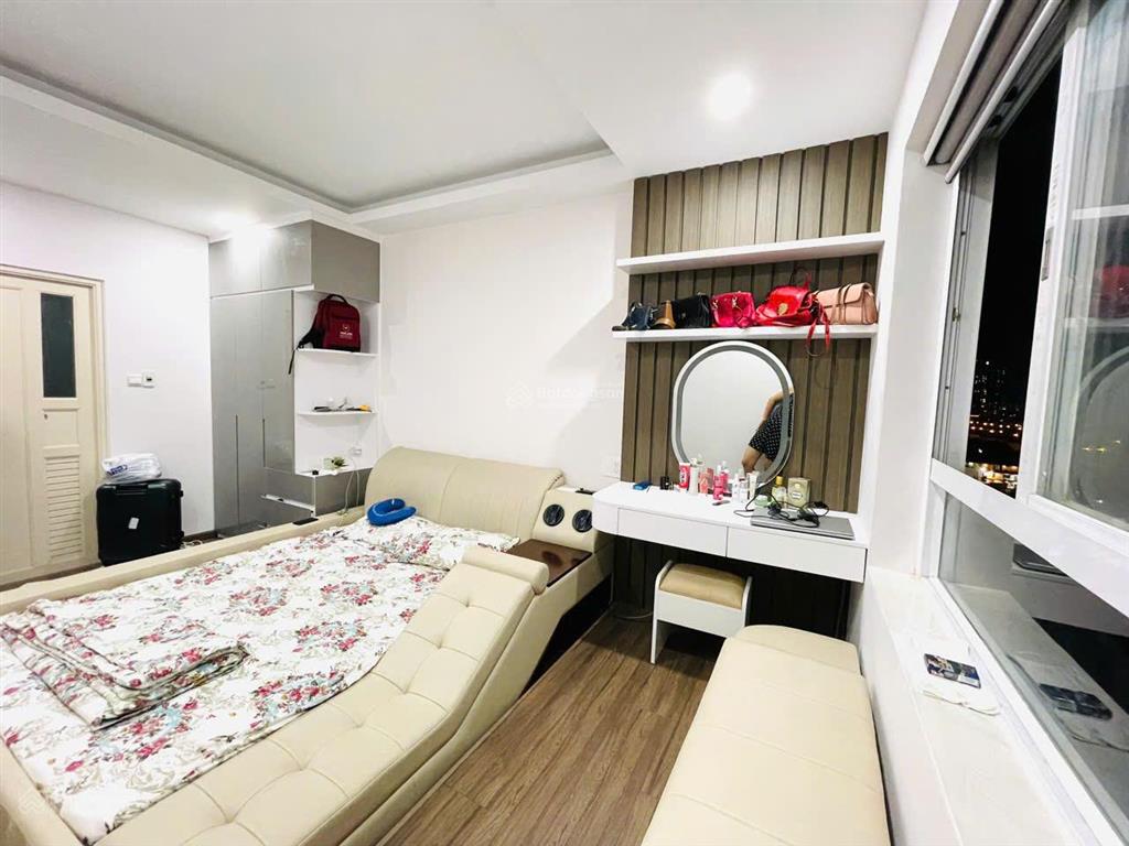 Bán căn hộ chung cư đức khải 2pn giá chỉ 3tỷ4