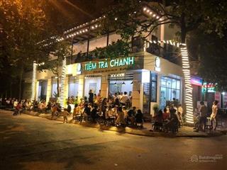 Cho thuê mặt bằng kinh doanh phố lê văn thiêm, dt 200m2, mt 6m lô góc. thông sàn, mọi mô hình