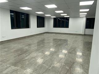 Cho thuê văn phòng diện tích 100m2/sàn tại mặt phố xã đàn  đống đa, nhà mới xây xong