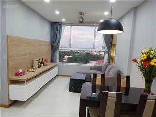 Cho thuê căn hộ cc kingston quận phú nhuận 81m2. 2pn 2wc giá 18tr/th . 0907 909 *** hùng