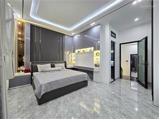  bán căn hộ chung cư mini, penthouse mini, diện tích 100m2, giá 2tỷ.