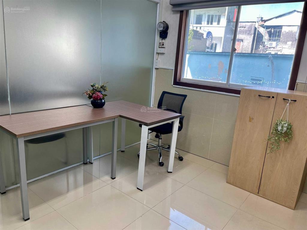 Văn phòng quận 1 setup đầy đủ nội thất, có ưu đãi lớn khi  0931 412 *** mr long