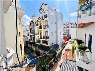 Ngợp bank 10 tỷ. chdv 8.3x20m 162m2. 3 tầng. 16 phòng. đang thuê 50tr. 12tyx