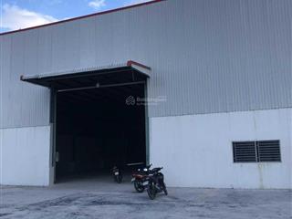 Cho thuê kho xưởng bình chánh. diện tích 1.400m2. đường xe cont 24h.