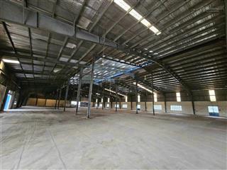 Cho thuê kho xưởng bến lức, long an. dt 6.000m2, nx 4.000m2. hệ thống pccc, điện bình.