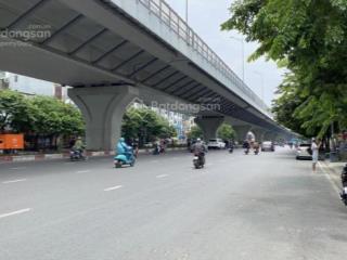 Tôi chính chủ cần bán nhà 4,5 tầng tại ngõ 339 minh khai ,nhà đẹp ở ngay,ngõ siêu nông, 20m ra ô tô