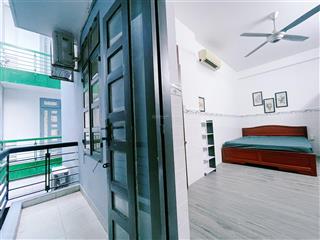 Trống căn hộ duplex đầy đủ nội thất có bancol, thang máy, gần tòa nhà viettl