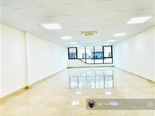 [hiếm] bán nhà mặt phố phú diễn  210m2, 6.5m mặt tiền, kinh doanh vô đối, dòng tiền 1.2 tỷ/năm 40đ