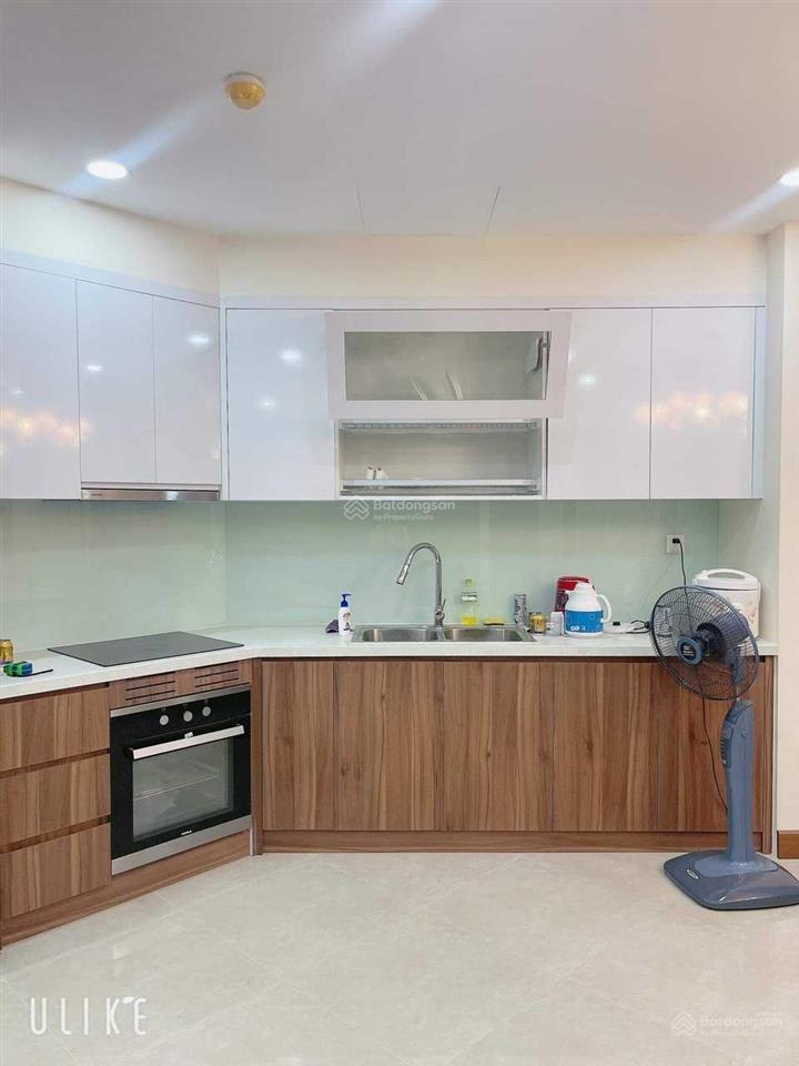 Chính chủ bán ch 2n2vs. dt 75m2 giá 7,8 tỷ. đc home city 177 trung kính, cầu giấy. full nội thất