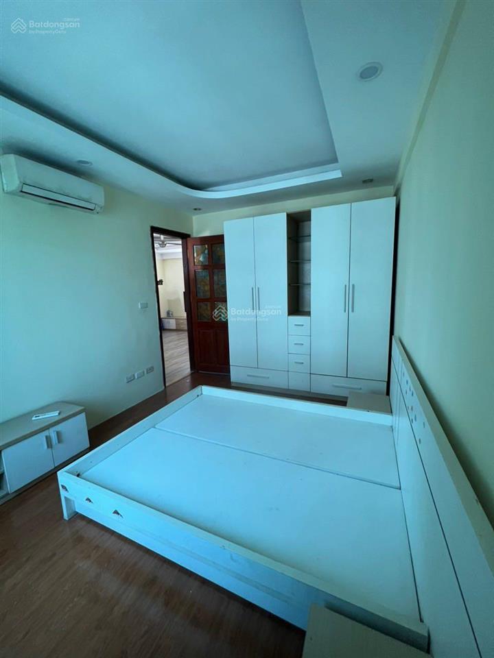 Bán chung cư mini phố minh khai 75m2 6 tầng thang máy 8 phòng mặt ngõ thông ô tô đỗ  0961 579 ***