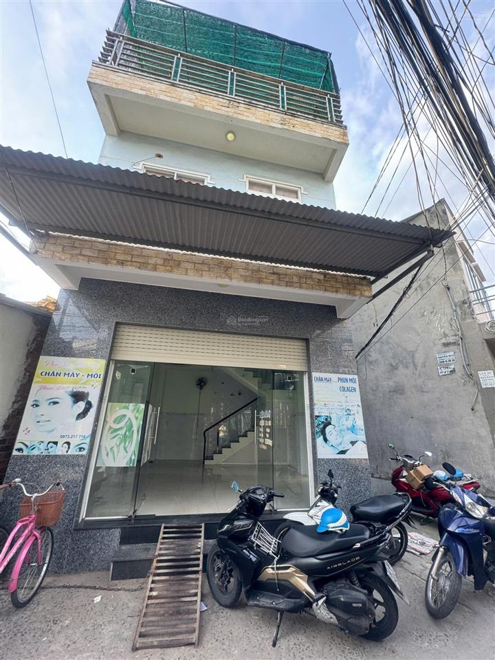 Chủ gởi bán nhà 1 trệt 2 lầu p an bình đã hoàn công ngay chân cầu an hảo dt 34,2m2 thổ cư 100%, shr