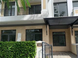 Chính chủ cho thuê nhà verosa park 5x17m  hoàn thiện cơ bản  20 triệu. gọi ngay o982667473