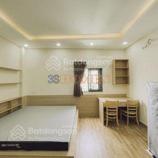 Phòng giường nệm, máy lạnh, tủ lạnh, máy giặt cuối đường tân sơn