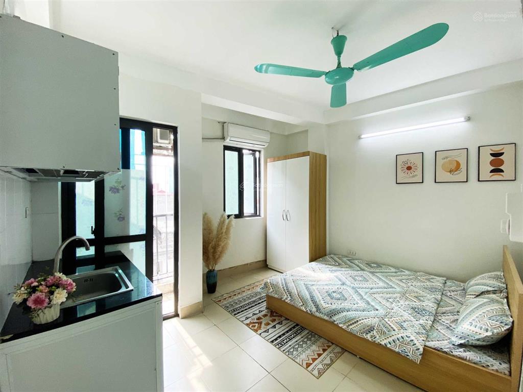 Ccmn ngõ 118 trương định đẩy đủ đồ thang máy, vân tay. còn 1p duy nhất. không nhắn tin