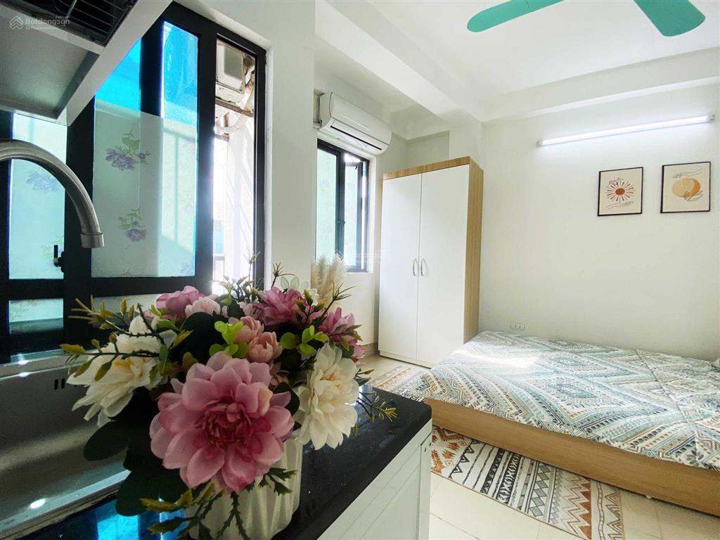 Ccmn ngõ 118 trương định đẩy đủ đồ thang máy, vân tay. còn 1p duy nhất. không nhắn tin