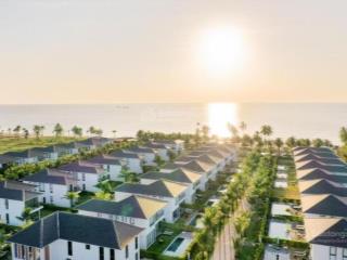 Cơ hội đầu tư villa mặt biển bãi trường