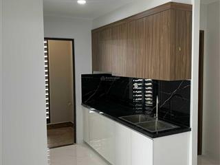 Cho thuê căn hộ mới hoàn thiện nội thất cơ bản 2pn 2wc 60m2 sử dụng, tặng 1 năm phí ql 0901 370 ***