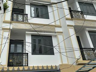 Nhà mới ở ngay  nhà phan xích long  p. 3  phú nhuận (4,5 x 9m) 3 tầng + 3 phòng ngủ. giá 8,7 tỷ