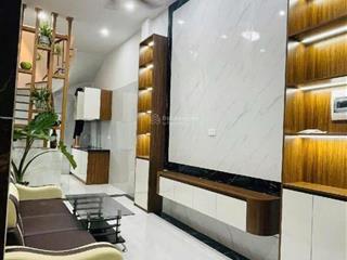 Vừa rẻ vừa đẹp không có nhưng nhà thoáng trước sau,ô tô đỗ cửa chỉ 3.x ty 65m2