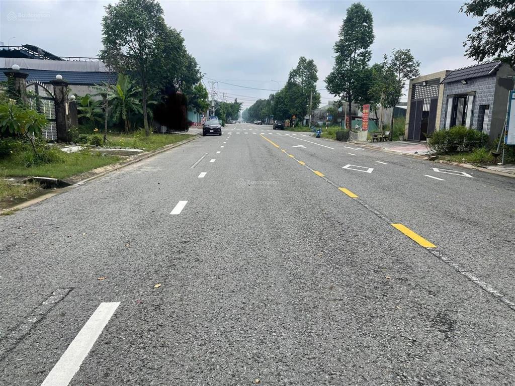 Bán đất mỹ phước 3 tp bến cát vị trí gần cổng chào và ql13 dân cư đông chỉ từ 1,3 ty dt 100  150m2