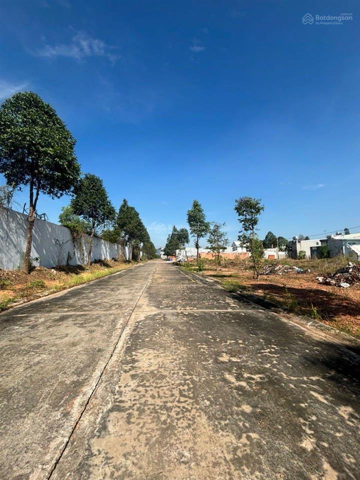 Bán đất mỹ phước 3 tp bến cát vị trí gần cổng chào và ql13 dân cư đông chỉ từ 1,3 ty dt 100  150m2