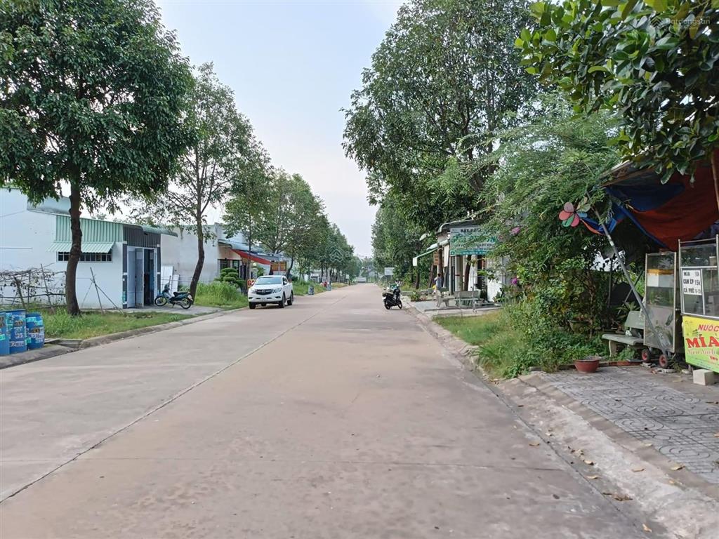 Bán đất mỹ phước 3 tp bến cát vị trí gần cổng chào và ql13 dân cư đông chỉ từ 1,3 ty dt 100  150m2